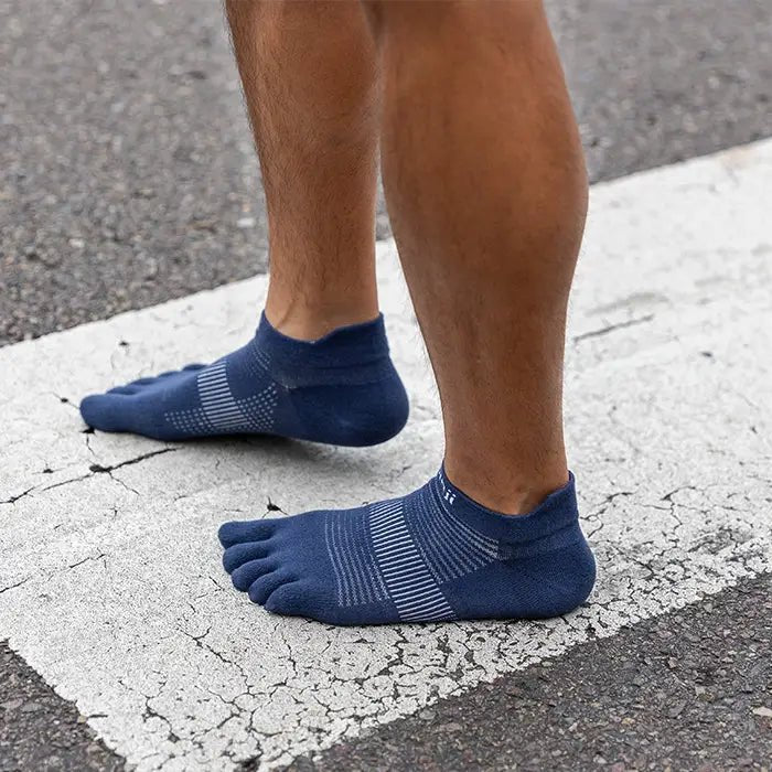 Injinji Run Original Weight No‑Show Toe Socks - Navy