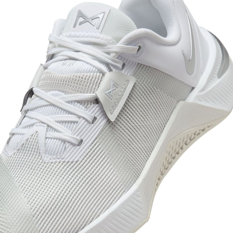 Nike Women's Metcon 10 - White/Platinum Tint/Wolf Grey
