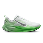 Nike Women's Vomero 18 Running Shoes - White/Silver/Illusion Green