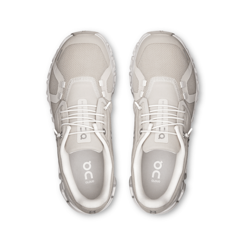 On Women's Cloud 6 Lifestyle Shoes - Pearl/White (Wide Width)