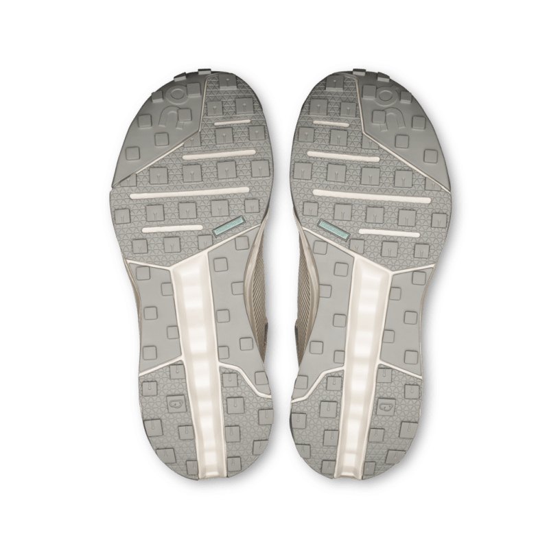 On Women's Cloudhorizon Waterproof Hiking Shoes - Ivory/Ice