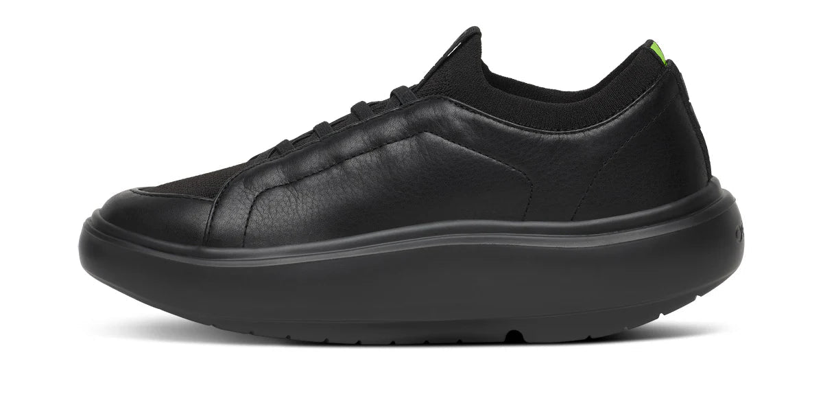 OOFOS Men's OOmg Club+ Leather Slip-On - Black