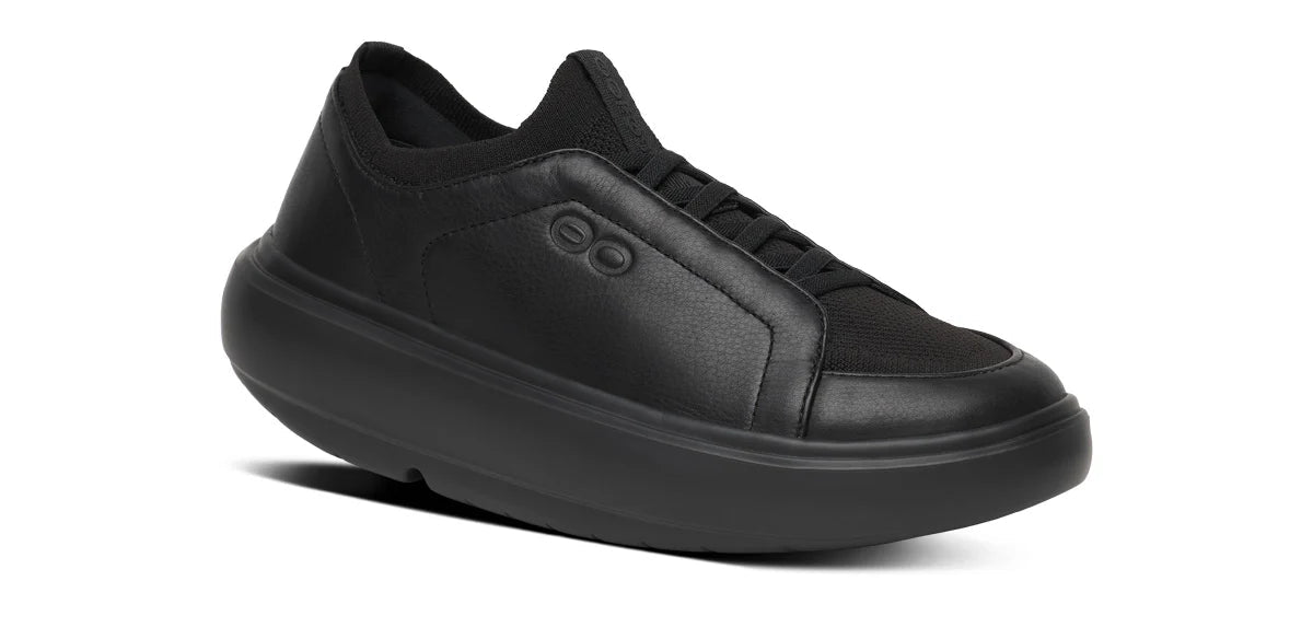 OOFOS Men's OOmg Club+ Leather Slip-On - Black