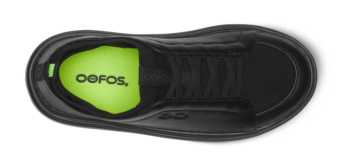 OOFOS Men's OOmg Club+ Leather Slip-On - Black