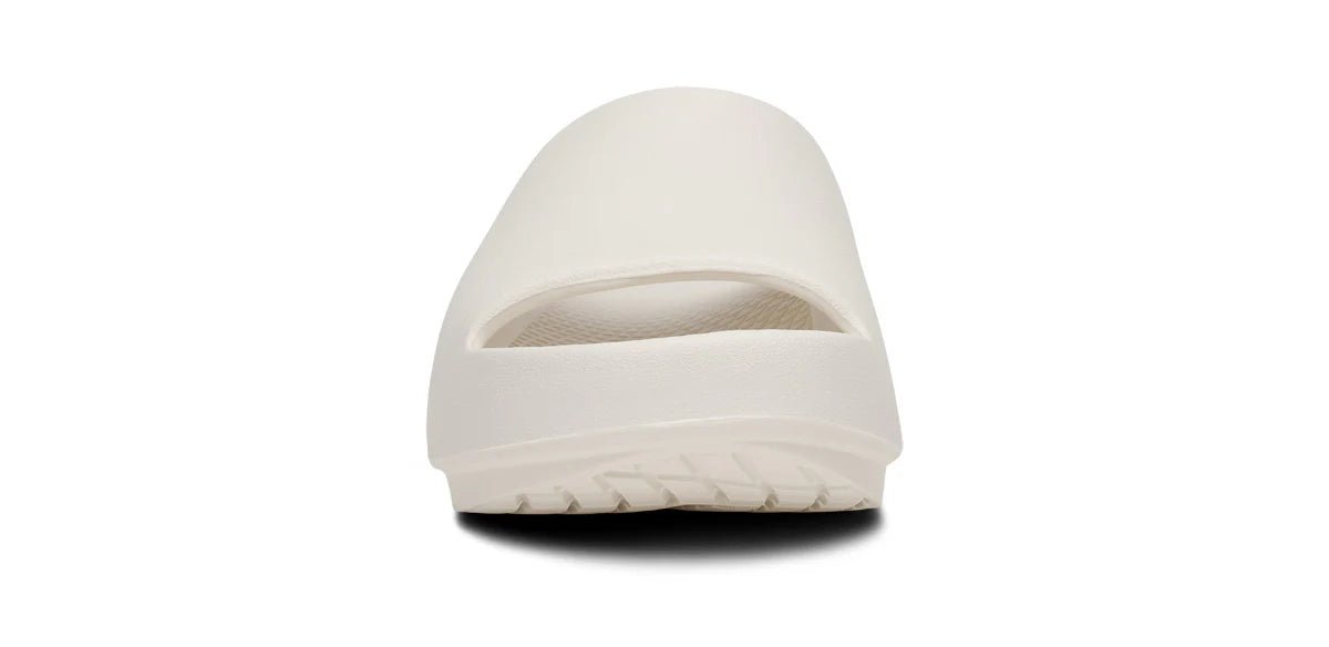 OOFOS OOahh Plus Slide Sandal - Chalk