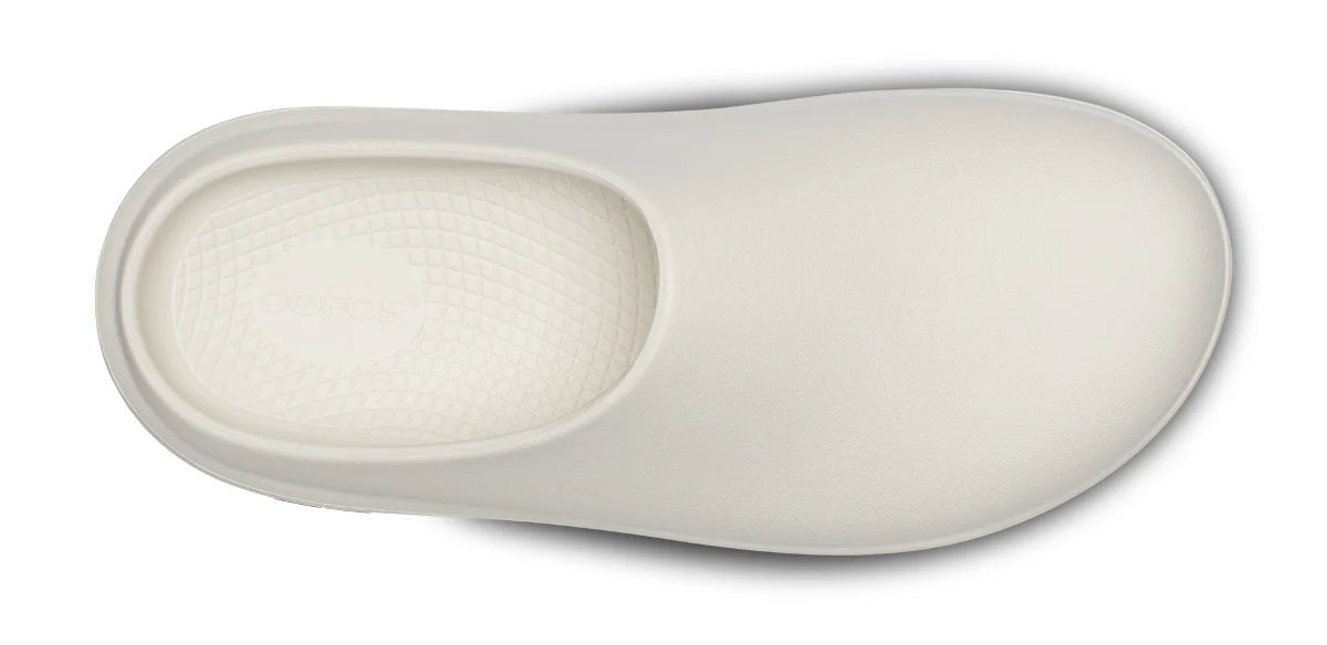 OOFOS OOcloog Plus Clog - Chalk