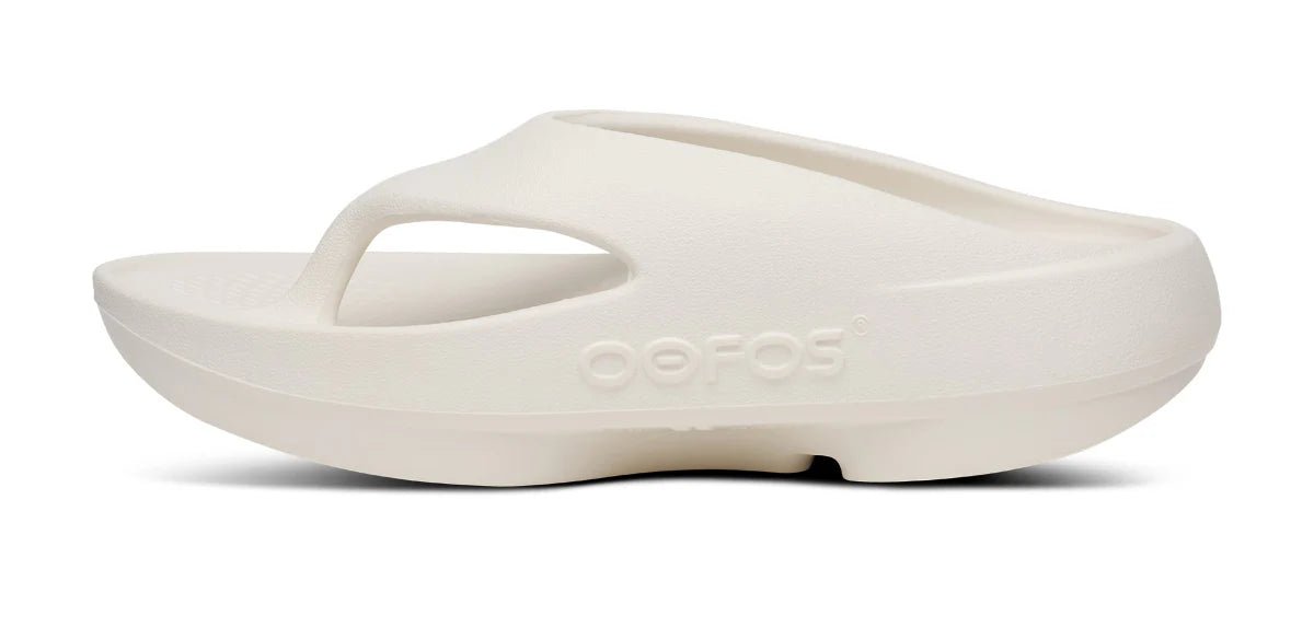 OOFOS OOriginal Plus Thong Sandal - Chalk