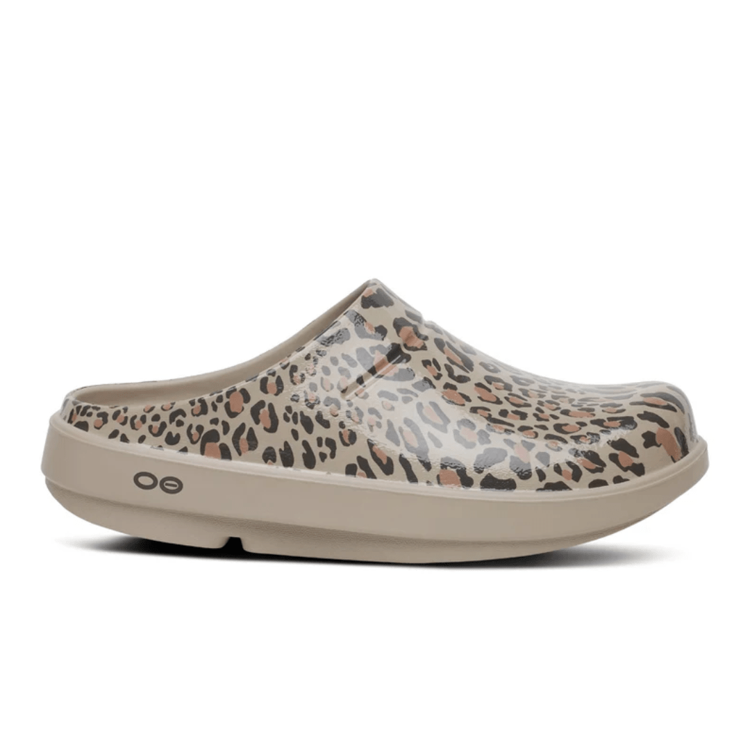 OOFOS Women's OOcloog Limited Clog - Nomad Leopard