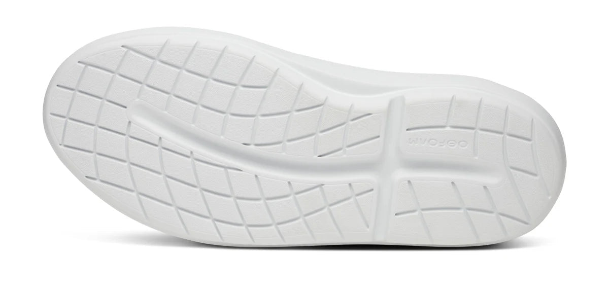 OOFOS Women's OOmg Club+ Leather Slip-On - White