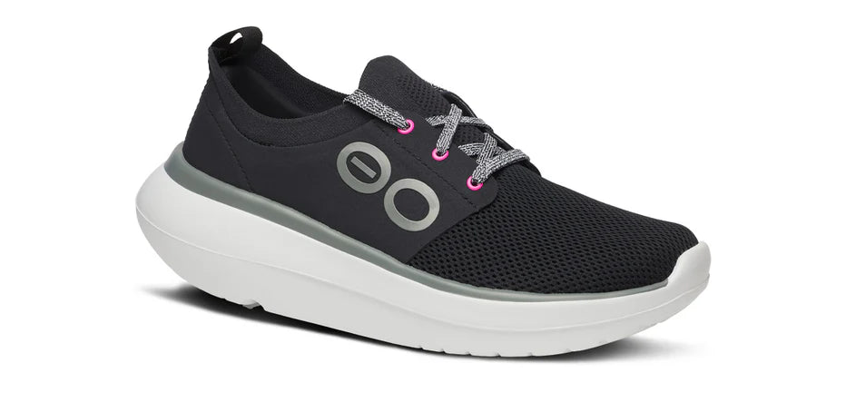 OOFOS Women's OOmy Stride - White/Black