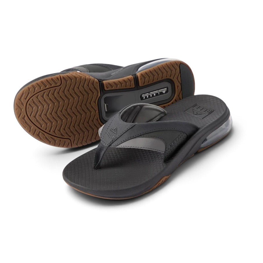 Reef Men's Fanning+ Water-Friendly Flip Flops - Black/Gum
