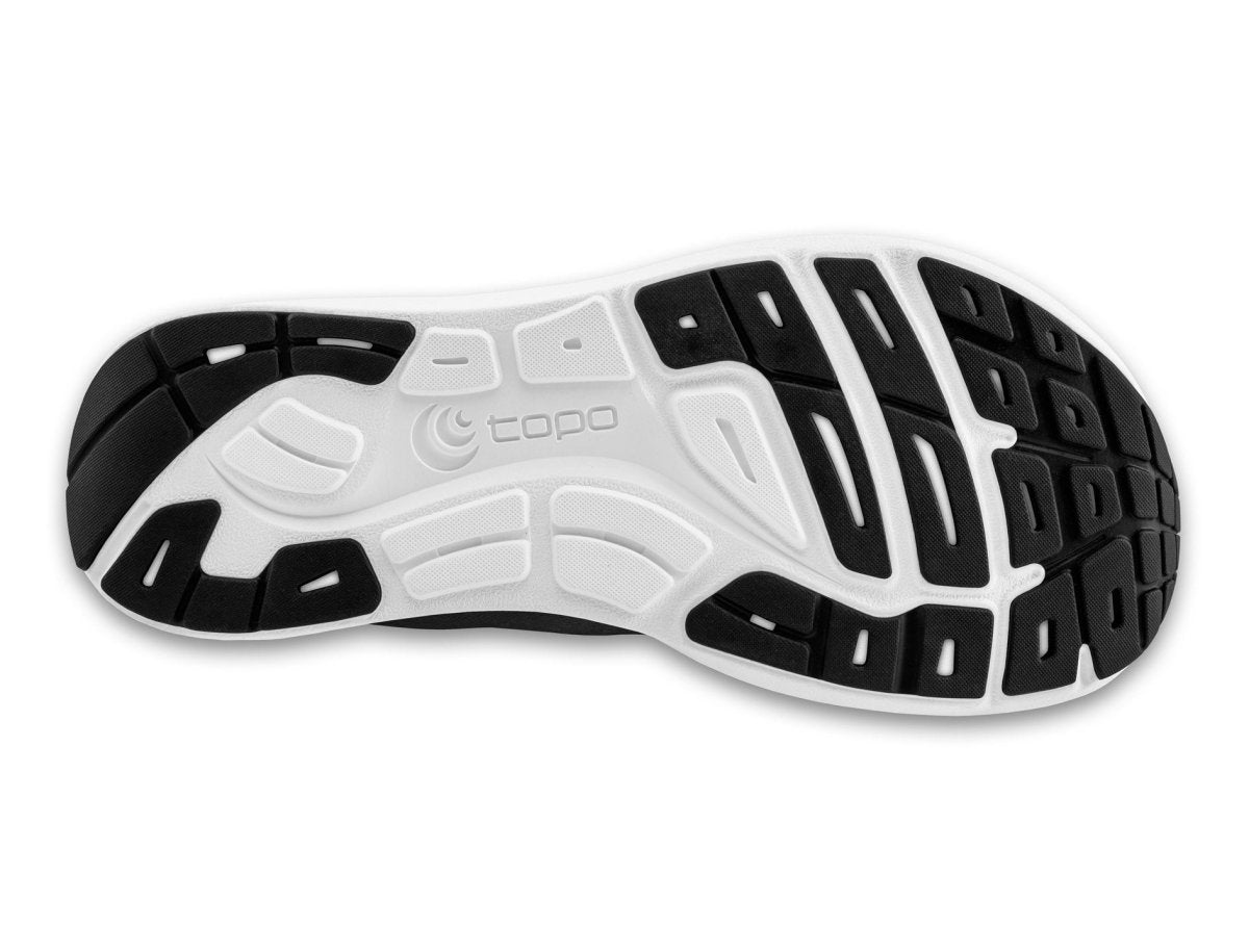 Topo Athletic Women's ST - 6 Running Shoes - Black/White