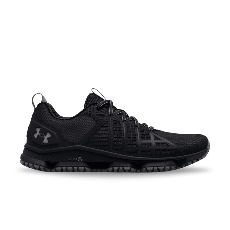 Under Armour Women's UA Micro G Strikefast - Black/Pitch Gray