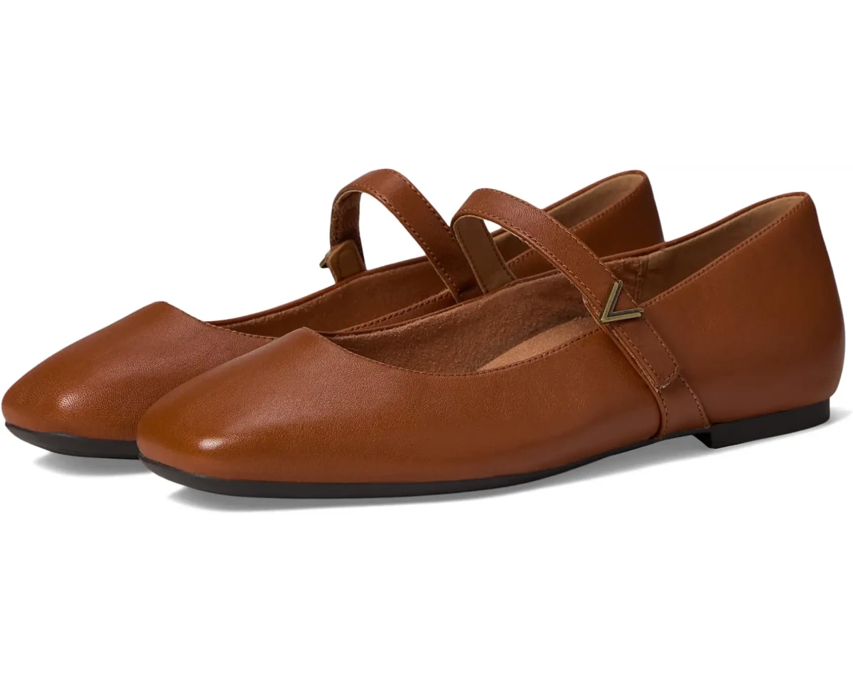 Vionic Women's Alameda Mary Jane Flat - Tan Leather